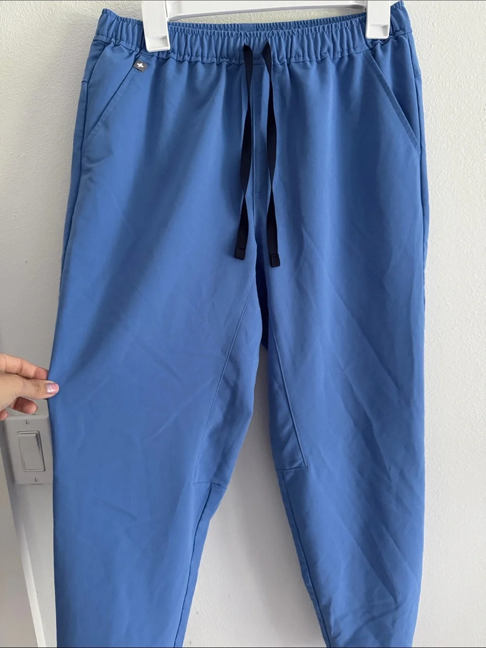 Figs men’s Tansen blue scrubs Joggers size Small